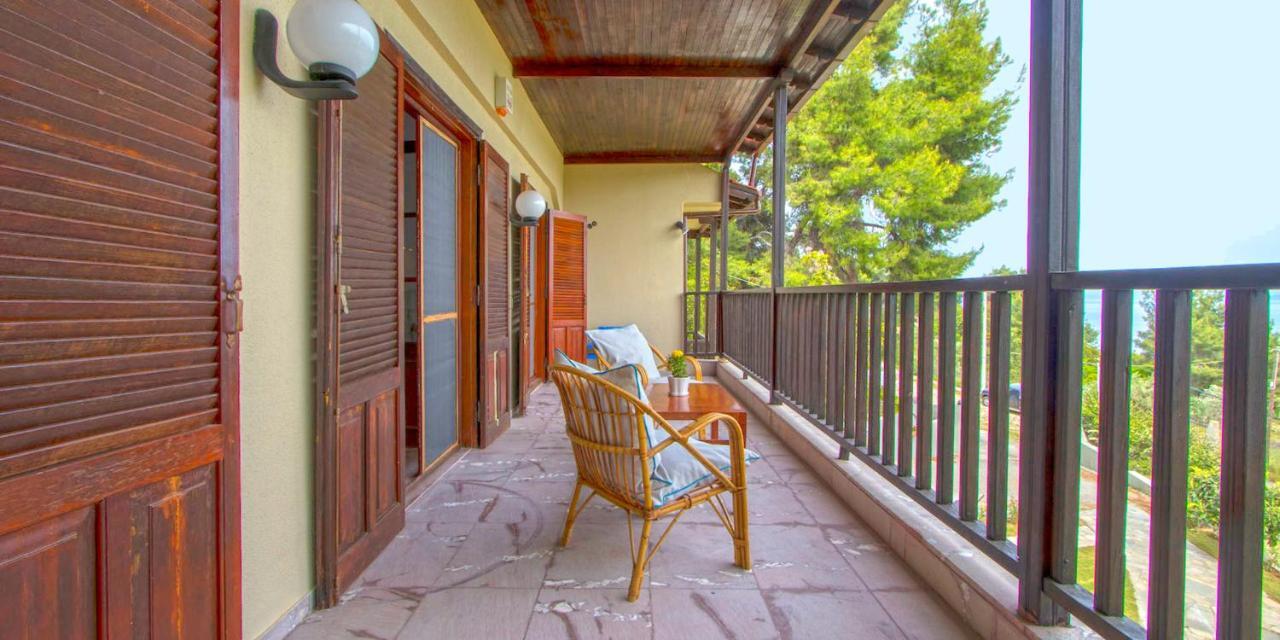 Vila Willow Sea View Villa,